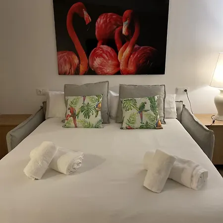 Seven Apartahotel *